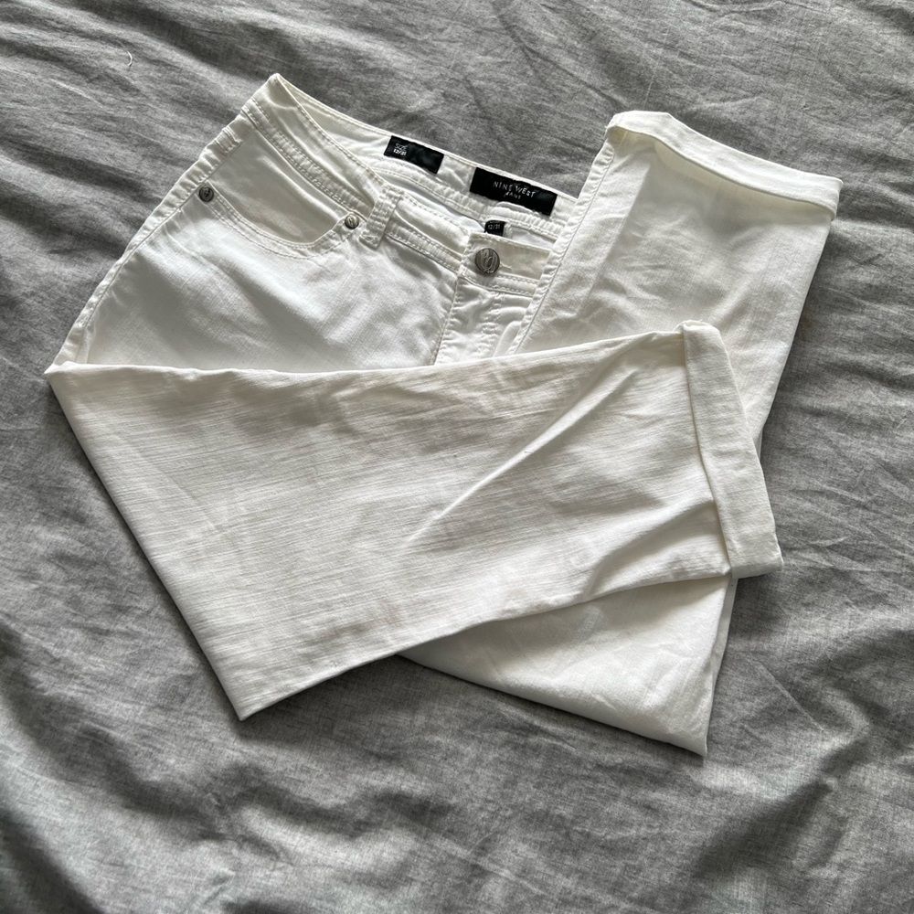 ☀️ Nine West White Ankle Jeans 12